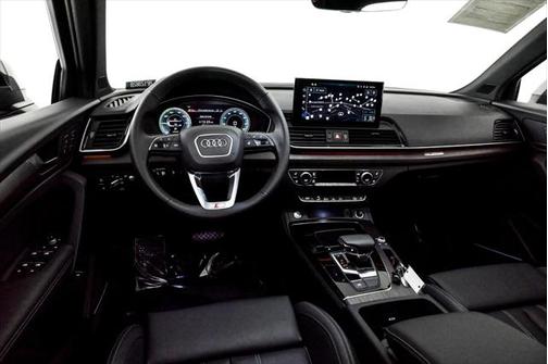2024 Audi Q5 55 S line Prestige
