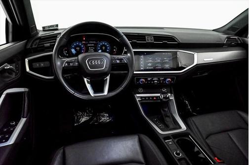 2022 Audi Q3 40 Premium Plus