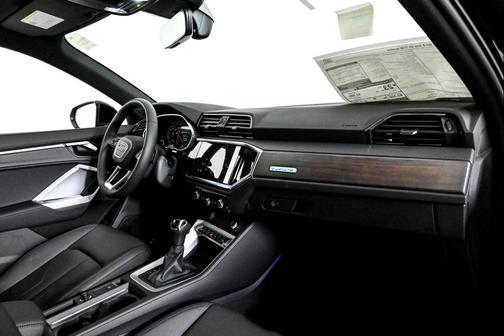 2025 Audi Q3 45 S line Premium Plus
