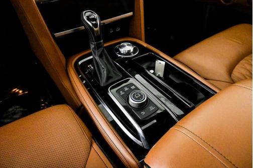 2024 INFINITI QX80 SENSORY/ Dark Chrome Pack