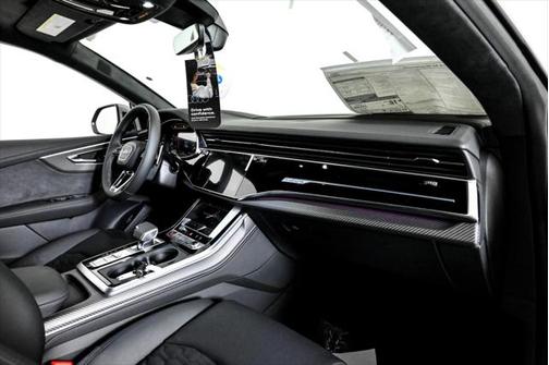 2025 Audi RS Q8 4.0T