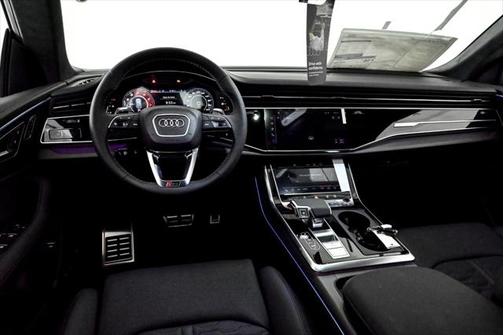 2025 Audi RS Q8 4.0T