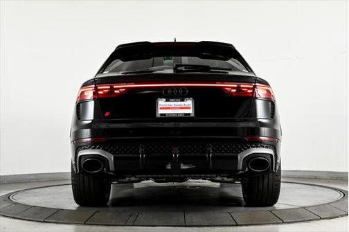 2025 Audi RS Q8 4.0T