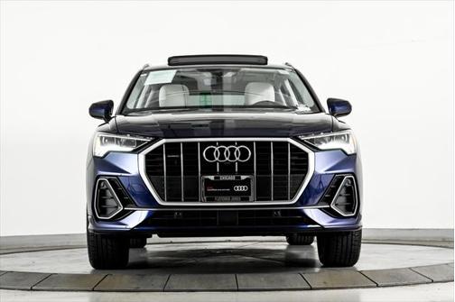 2025 Audi Q3 45 S line Premium Plus