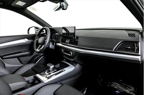 2025 Audi Q5 45 S line Premium Plus
