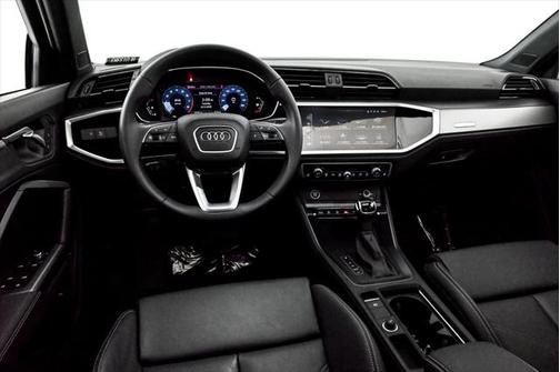 2025 Audi Q3 CERTIFIED S line Premium/ Convenience/ Black Optic