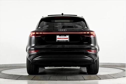 2025 Audi Q6 e-tron Premium Plus quattro