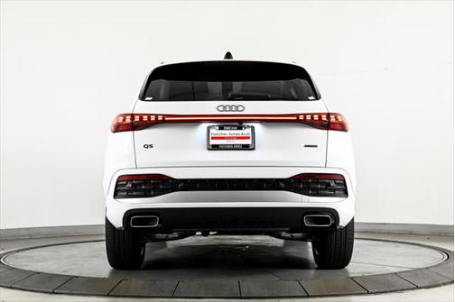2025 Audi Q5 Premium 2.0 TFSI quattro