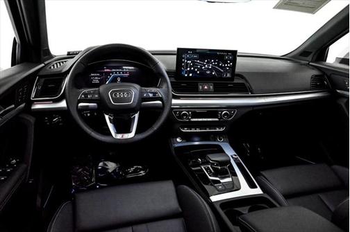 2025 Audi Q5 45 S line Premium Plus