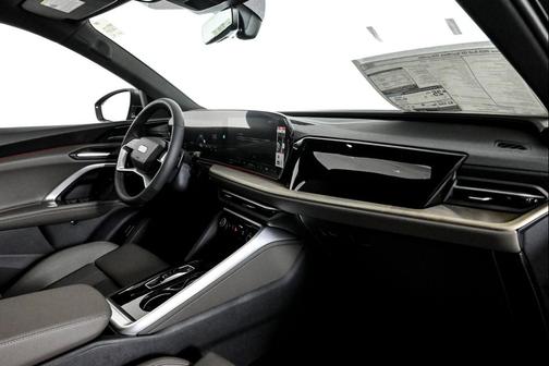 2025 Audi Q5 Sportback Premium Plus 2.0 TFSI quattro