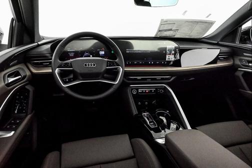 2025 Audi Q5 Sportback Premium Plus 2.0 TFSI quattro