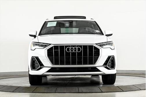 2024 Audi Q3 45 S line Premium Plus