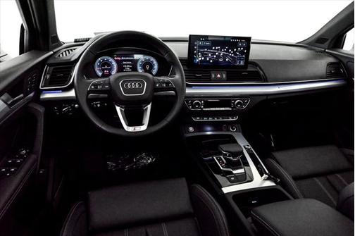2024 Audi Q5 45 S line Prestige
