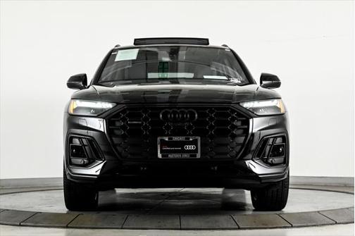 2024 Audi Q5 45 S line Prestige