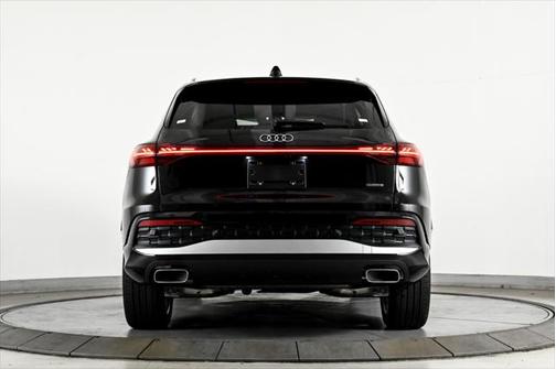 2025 Audi Q5 Prestige 2.0 TFSI quattro