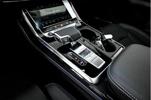 2025 Audi Q7 55 Prestige