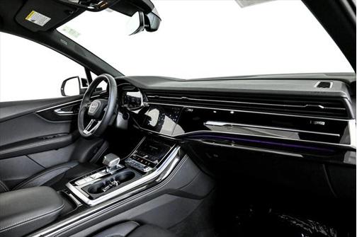 2025 Audi Q7 55 Prestige