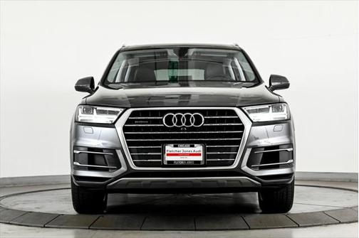 2019 Audi Q7 45 Premium Plus