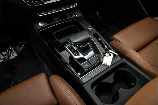 2023 Audi Q5 45 S line Premium