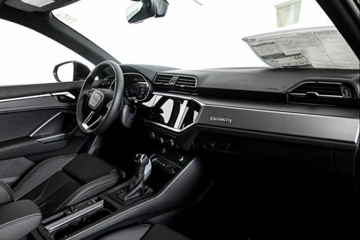 2025 Audi Q3 S line Premium 45 TFSI quattro