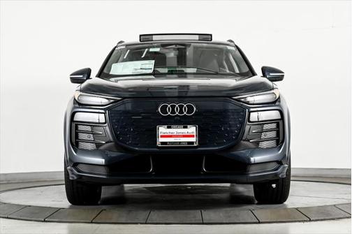 2025 Audi Q6 e-tron Premium Plus quattro