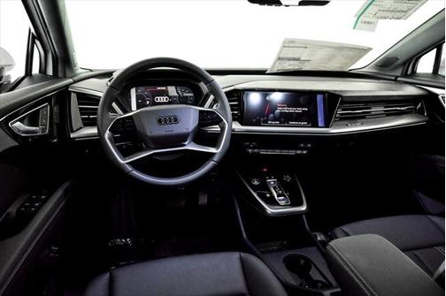 2025 Audi Q4 e-tron Premium Plus 55 quattro