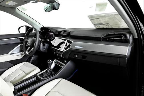 2025 Audi Q3 45 S line Premium Plus