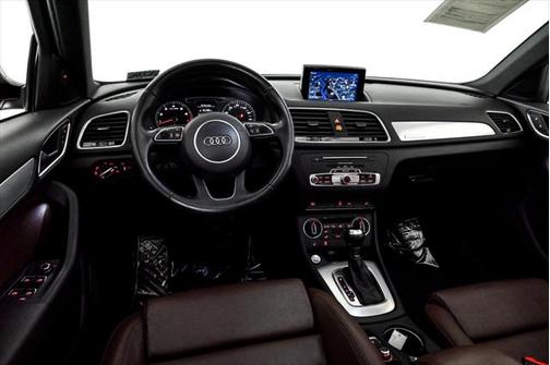 2018 Audi Q3 Sport Premium Plus/ Technology
