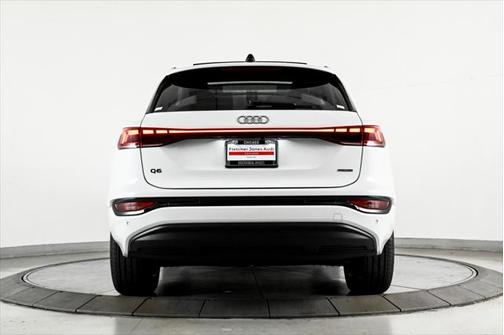 2025 Audi Q6 e-tron Premium Plus quattro