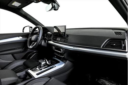 2025 Audi Q5 45 S line Premium Plus