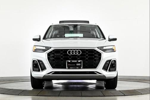 2023 Audi Q5 45 S line Premium