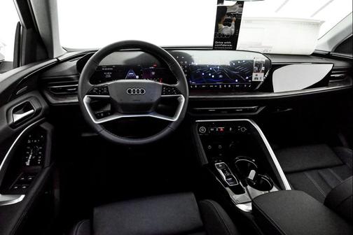2025 Audi Q5 Sportback Premium Plus 2.0 TFSI quattro