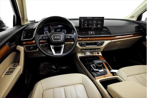 2021 Audi Q5 45 Premium Plus