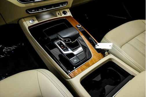 2021 Audi Q5 45 Premium Plus