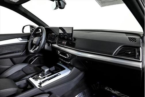 2024 Audi Q5 55 S line Premium Plus