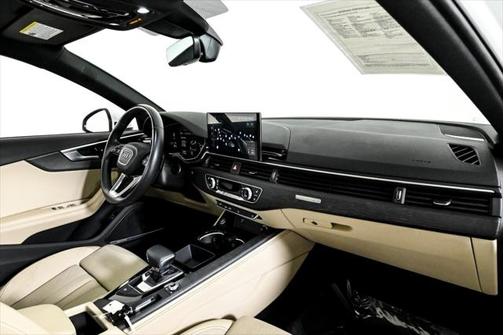 2022 Audi A4 45 S line Premium Plus
