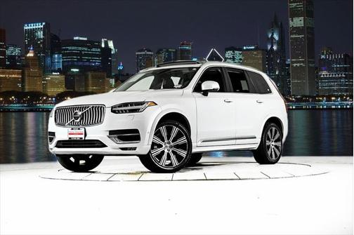 2022 Volvo XC90 T6 Inscription
