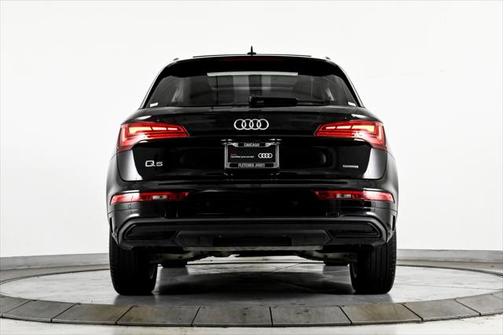 2024 Audi Q5 40 Premium Plus