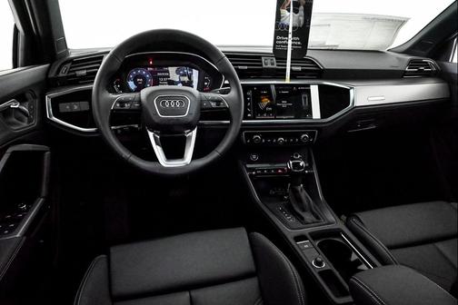 2025 Audi Q3 S line Premium 45 TFSI quattro