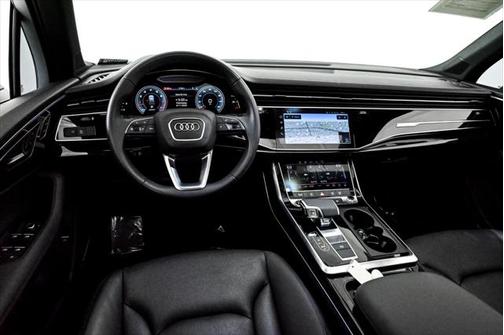 2023 Audi Q7 55 Premium Plus