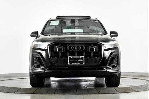 2025 Audi Q7 45 Premium Plus