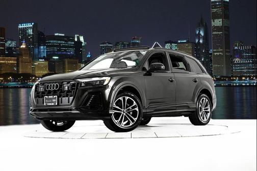 2025 Audi Q7 45 Premium Plus