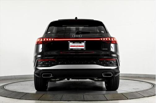 2025 Audi Q5 Premium 2.0 TFSI quattro