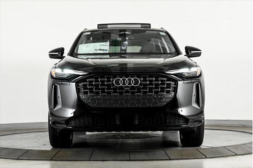 2025 Audi Q5 Premium 2.0 TFSI quattro