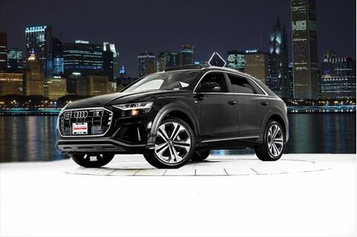 2022 Audi Q8 55 Premium Plus
