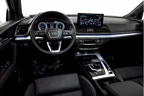 2025 Audi Q5 45 S line Premium Plus
