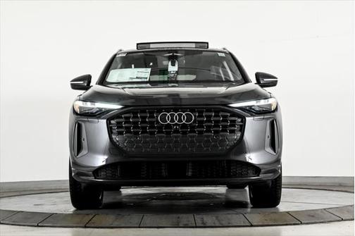 2025 Audi Q5 Premium Plus 2.0 TFSI quattro