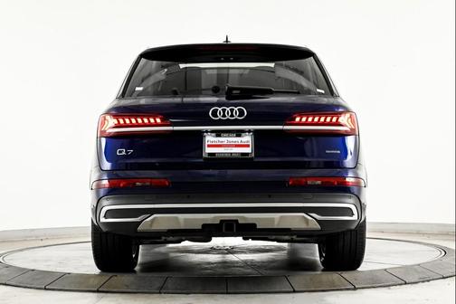 2021 Audi Q7 45 Premium