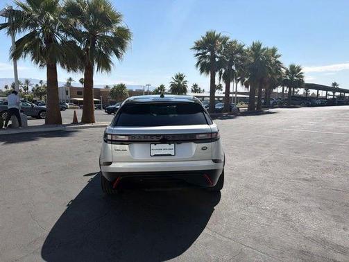 Hakuba Silver 2022 Land Rover Range Rover Velar R-Dynamic S