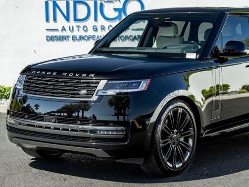 Santorini Black 2026 Land Rover Range Rover P530 SE 7 Seat
